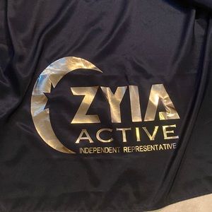 Zyia table cloth